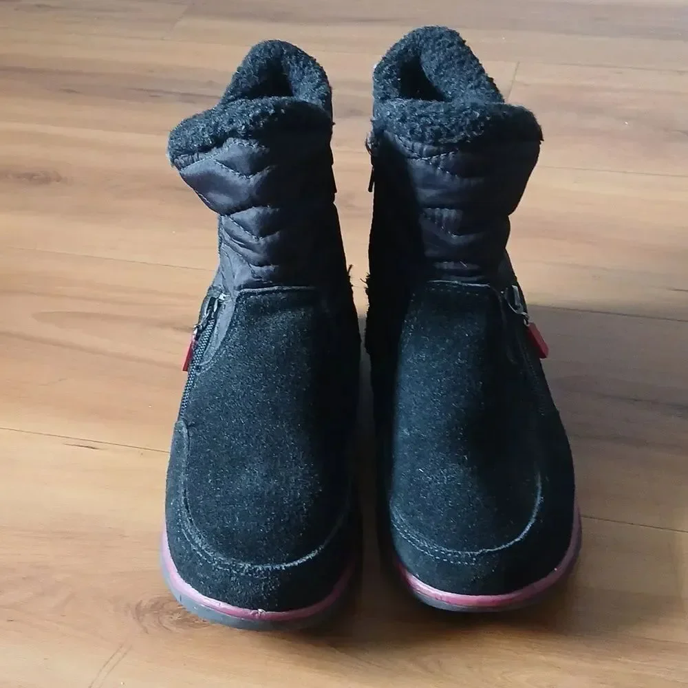 BEARPAW Katy Women’s Black Waterproof Boot Sz 8 EUC